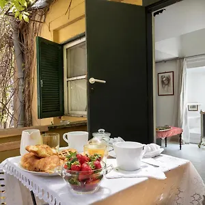 Luxury Piazza Di Spagna Escape With Terrace And Private Appartamento